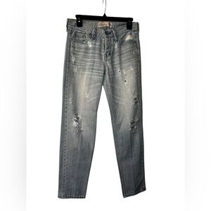 Abercrombie & Fitch woman’s Light blue wash Straight Jeans